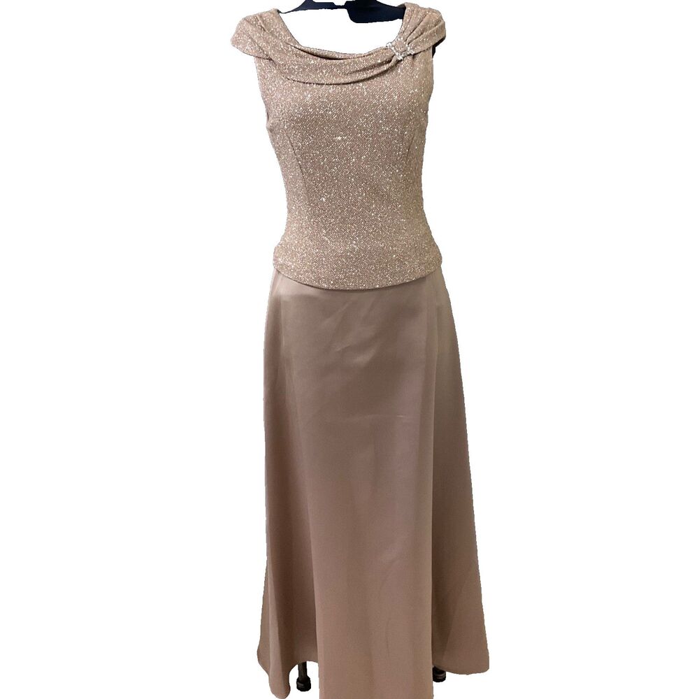 Patra  VTG.  Women’s Formal Dress sparkle satin bejeweled Maxi Gown Sz 8P Bronze